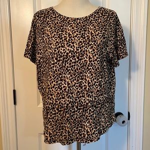 Old Navy The Easy Tee Leopard